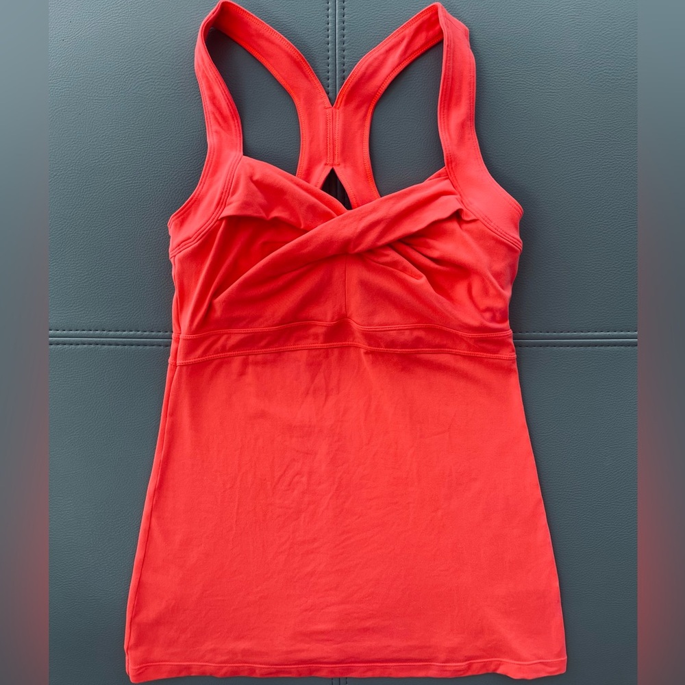 Lululemon Athletica Twist Front Tank Top in Electric Coral
Size Small